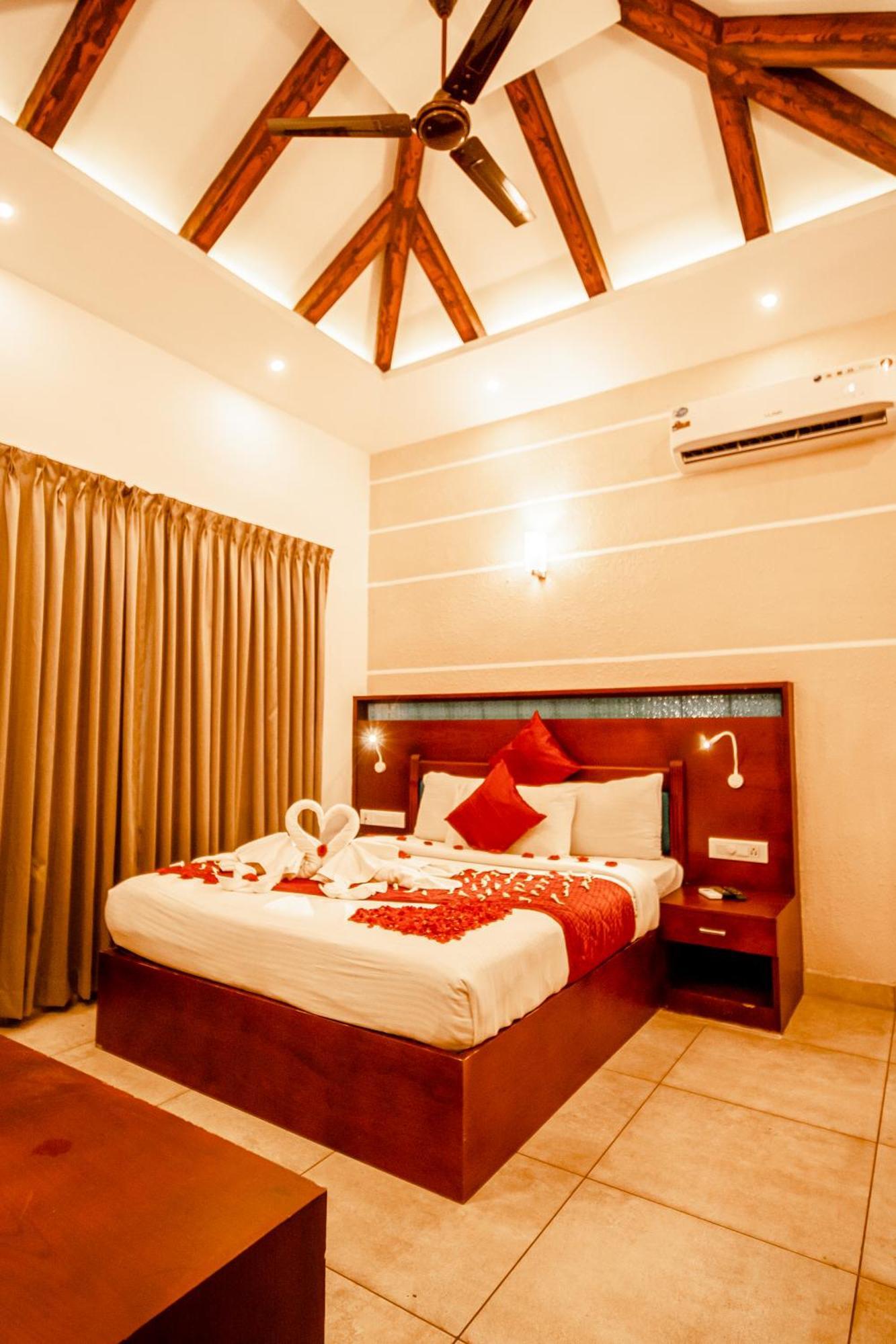 Southern Panorama Indriya Resorts & Spa Munnar Exterior photo